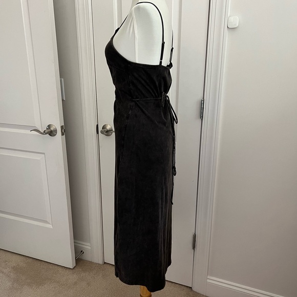 Forever 21, true wrap sundress, faded black, Medium - Picture 2 of 7